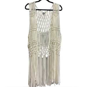 2B Together Los Angeles Boho Macramé Fringe Duster Vest – Size Small